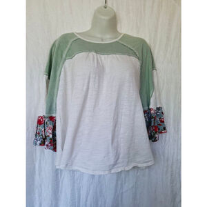 Women's loveriche Top S White Green bohemian style floral 100% cotton